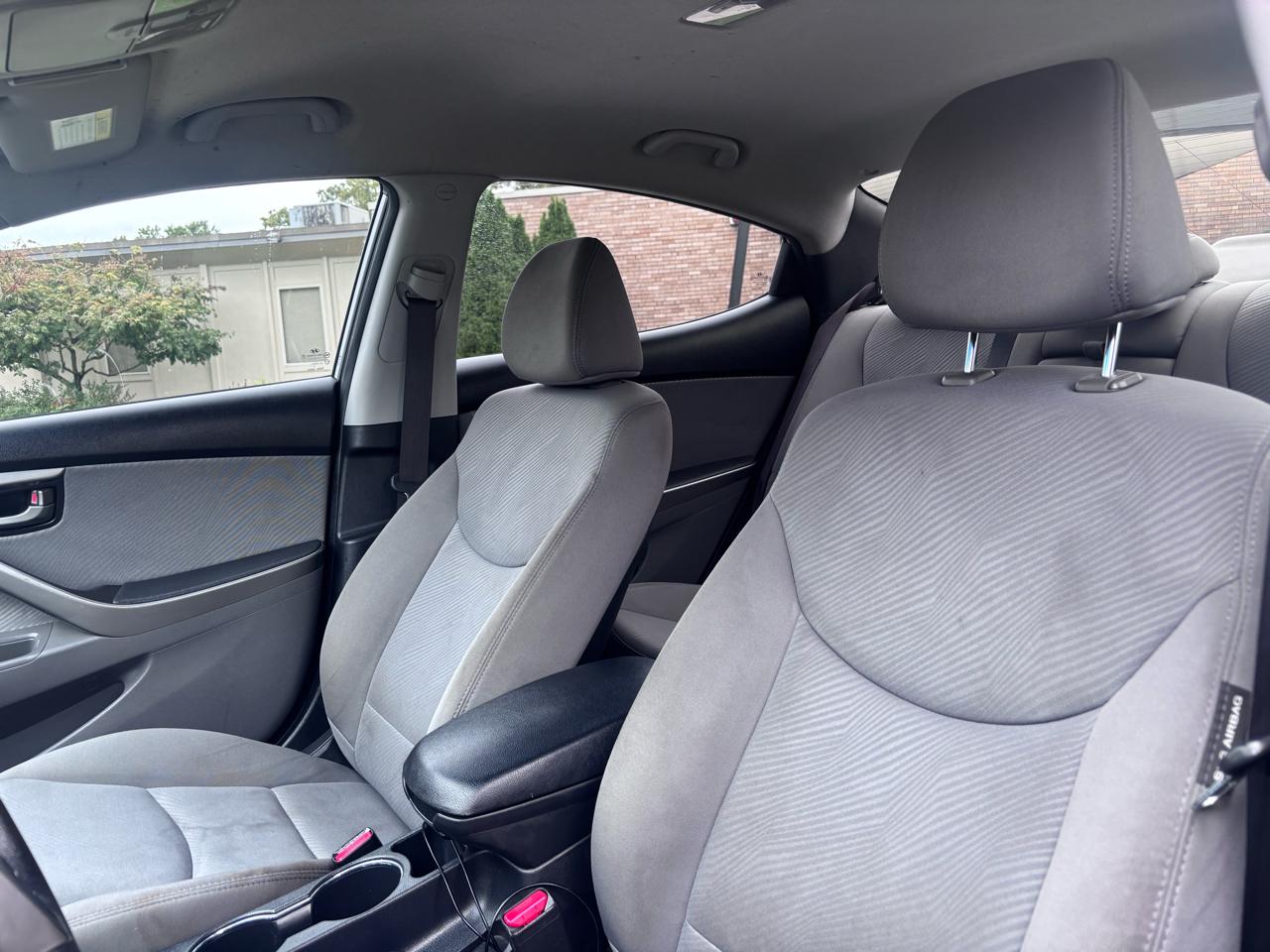 Hyundai Elantra Limited 2013