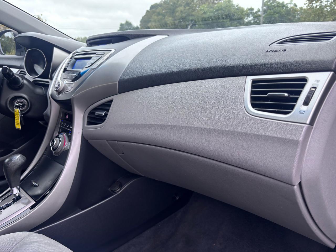 Hyundai Elantra Limited 2013