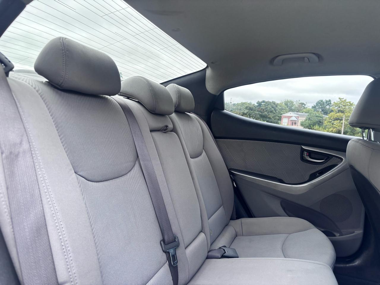 Hyundai Elantra Limited 2013