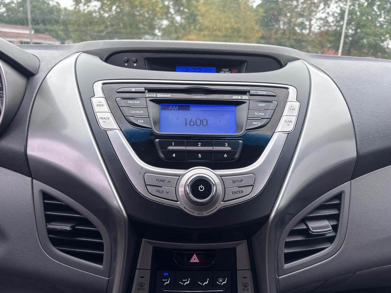 Hyundai Elantra Limited 2013