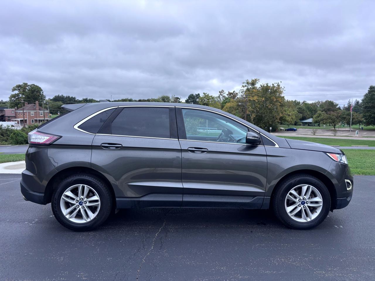Ford Edge SEL FWD 2015