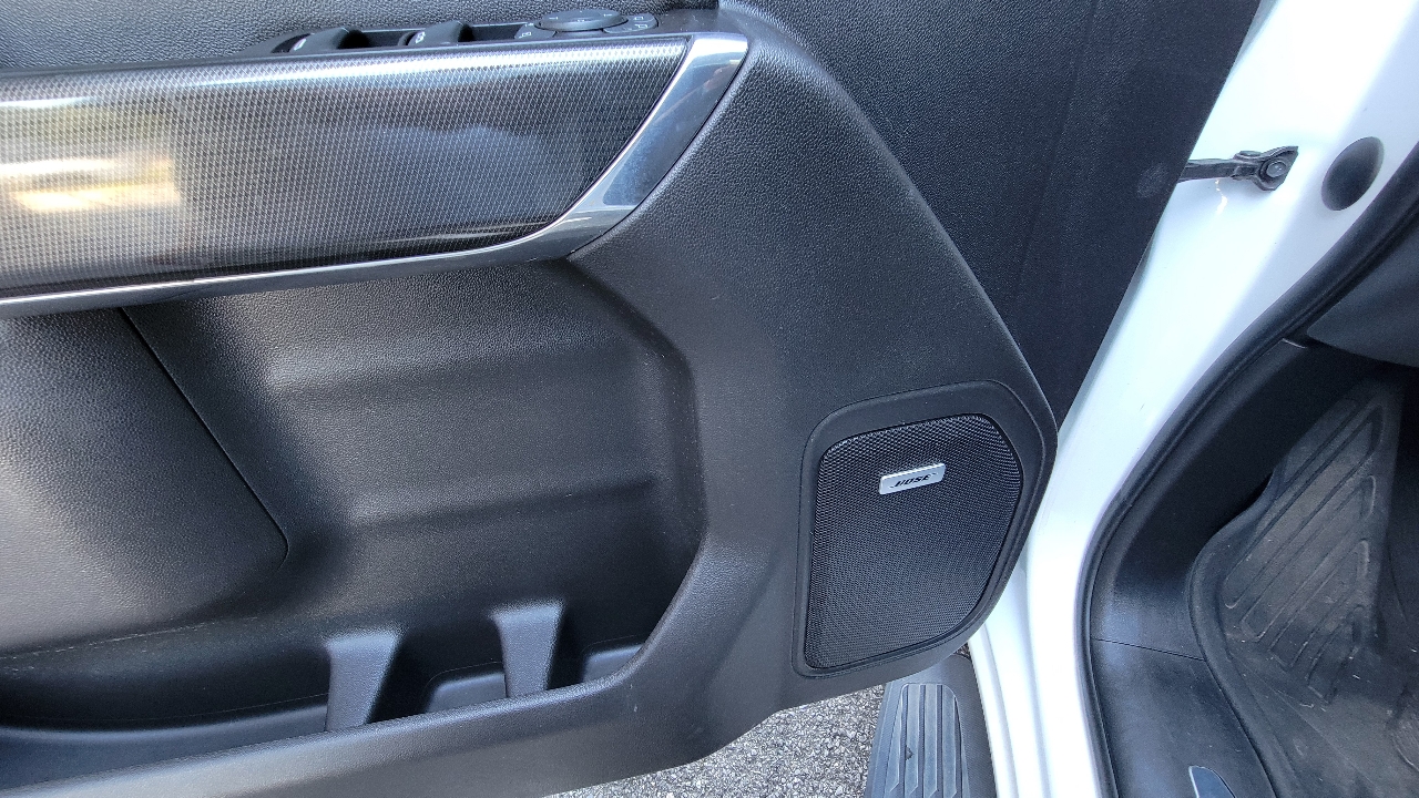 GMC Sierra 1500 AT4 Crew Cab Long Box 4WD 2019