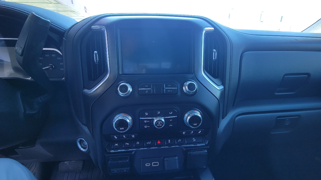 GMC Sierra 1500 AT4 Crew Cab Long Box 4WD 2019
