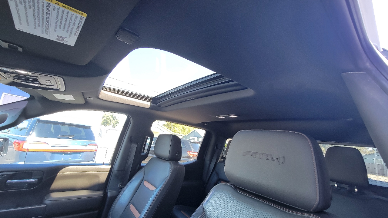 GMC Sierra 1500 AT4 Crew Cab Long Box 4WD 2019