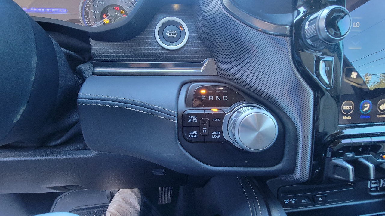 RAM 1500 Limited Crew Cab SWB 4WD 2019