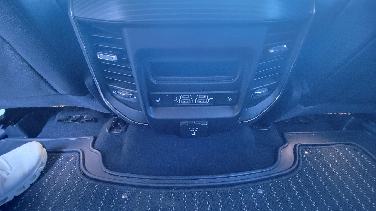 RAM 1500 Limited Crew Cab SWB 4WD 2019