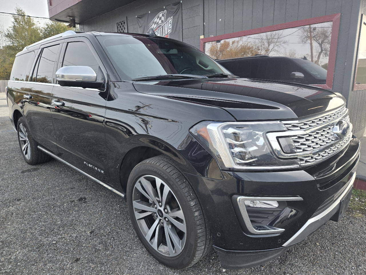 2020 Ford Expedition Platinum's photo