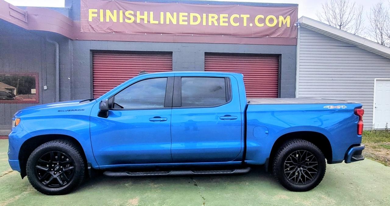 View vehicle photo 2