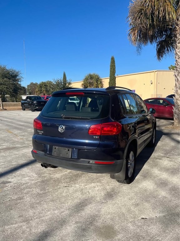 2016 Volkswagen Tiguan R-Line SEL photo 3