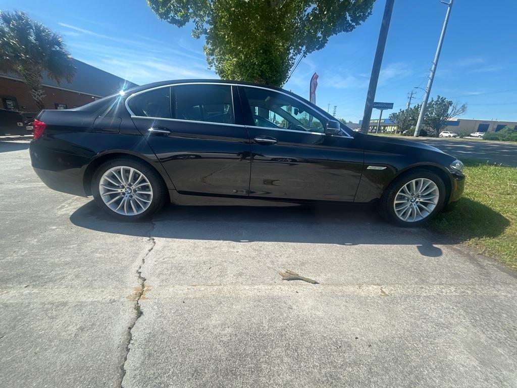 2015 BMW 5-Series 528i