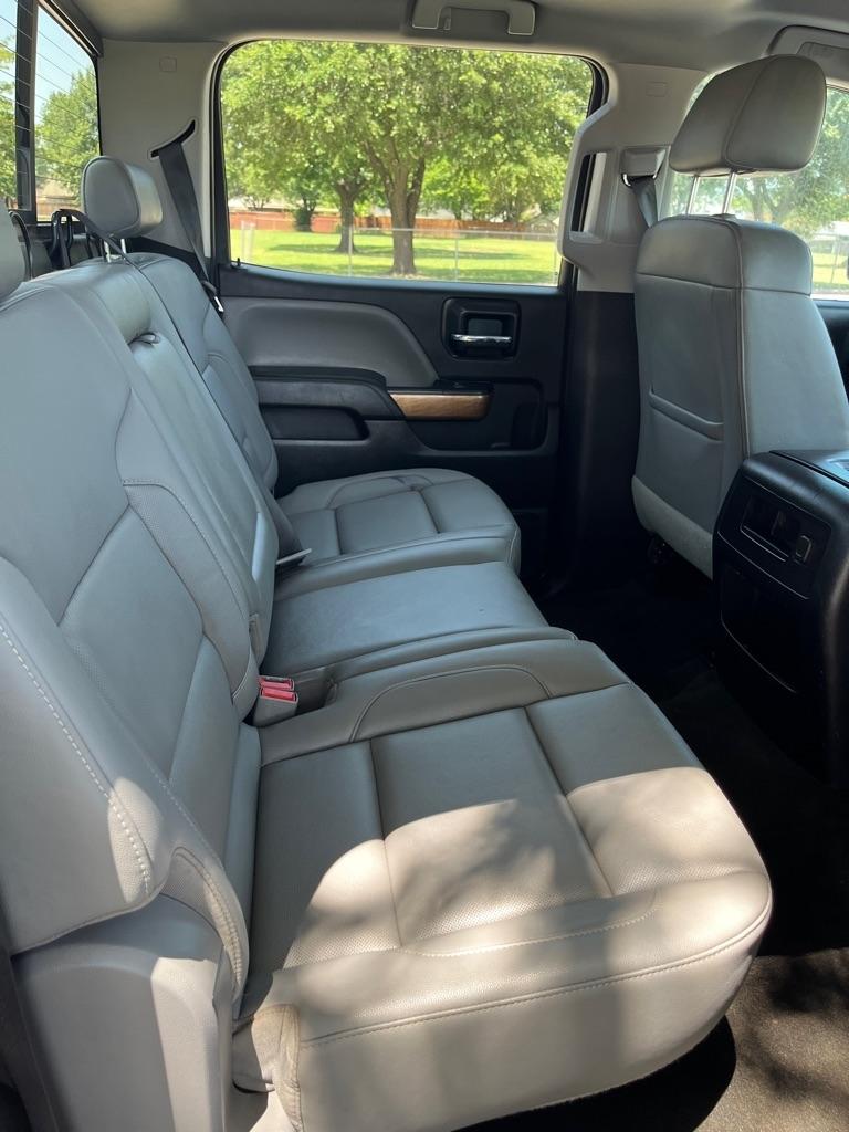 2018 Chevrolet Silverado 1500 LTZ - Photo 8