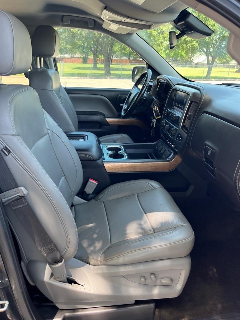 2018 Chevrolet Silverado 1500 LTZ - Photo 10