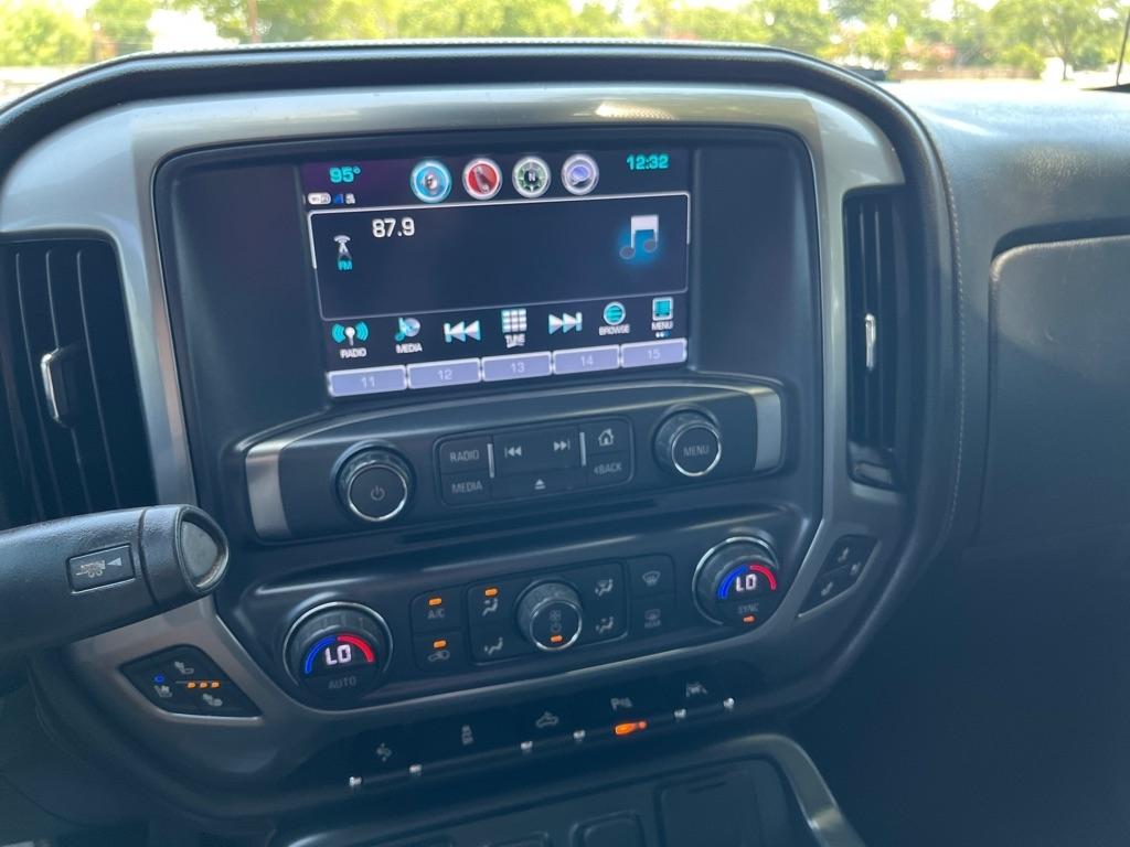 2018 Chevrolet Silverado 1500 LTZ - Photo 17
