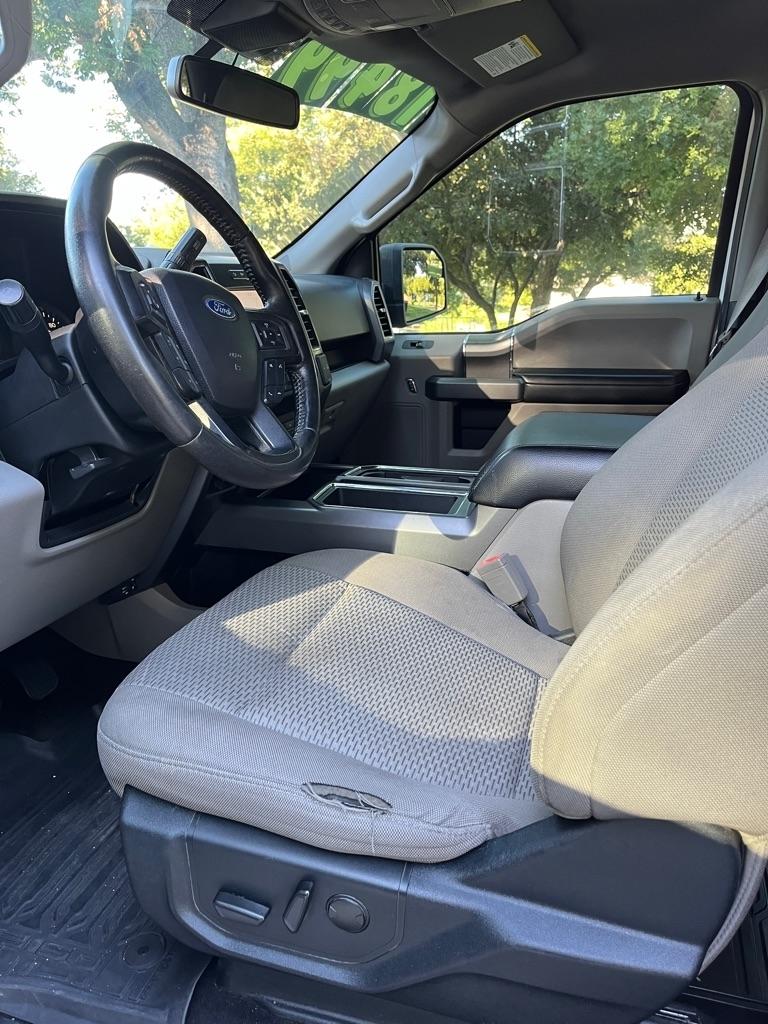 Ford F-150 photo 16