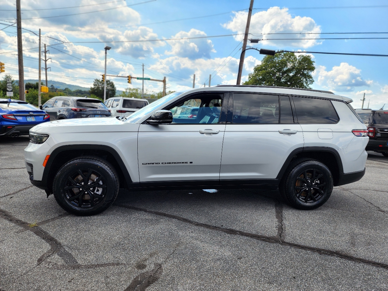 Jeep Grand Cherokee L  2024 Jeep Grand Cherokee L  2024