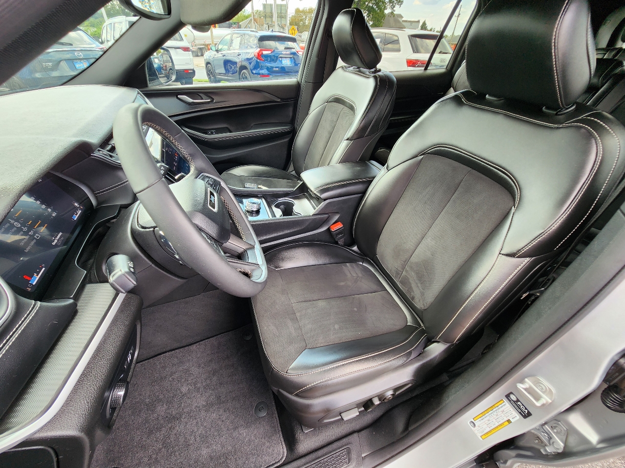 Jeep Grand Cherokee L  2024 Jeep Grand Cherokee L  2024