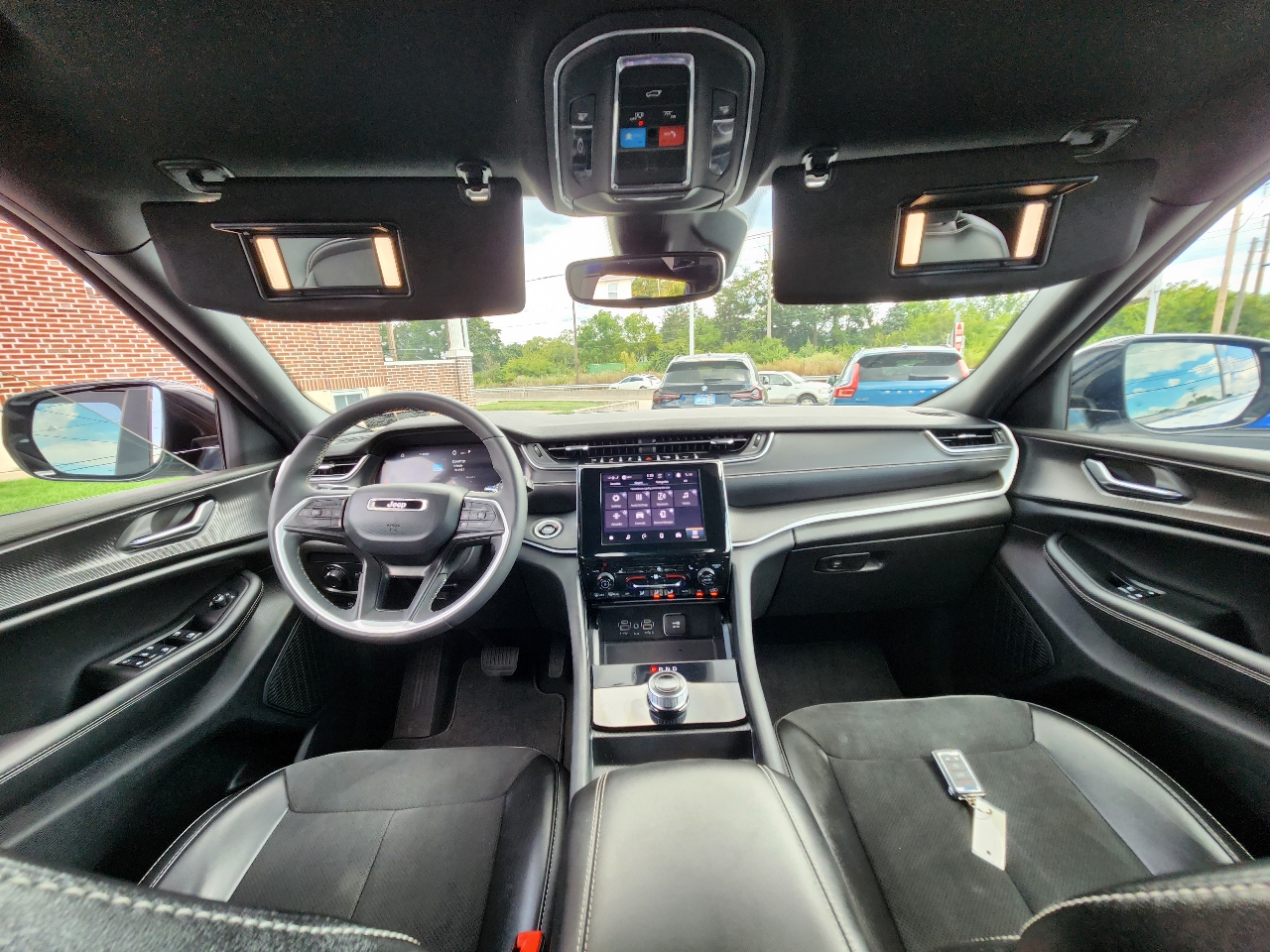 Jeep Grand Cherokee L  2024 Jeep Grand Cherokee L  2024