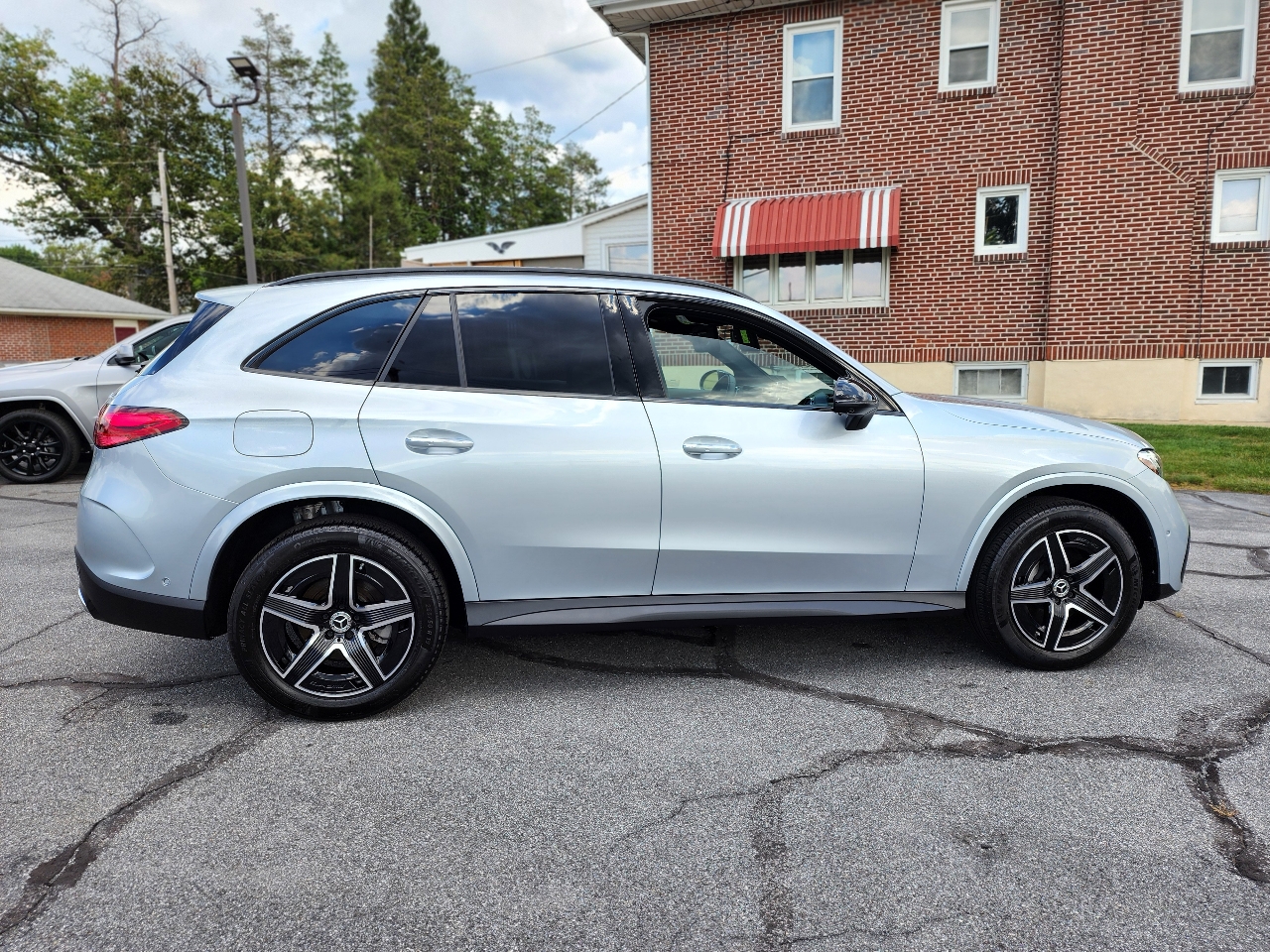 Mercedes-Benz GLC-Class  2024 Mercedes-Benz GLC-Class  2024