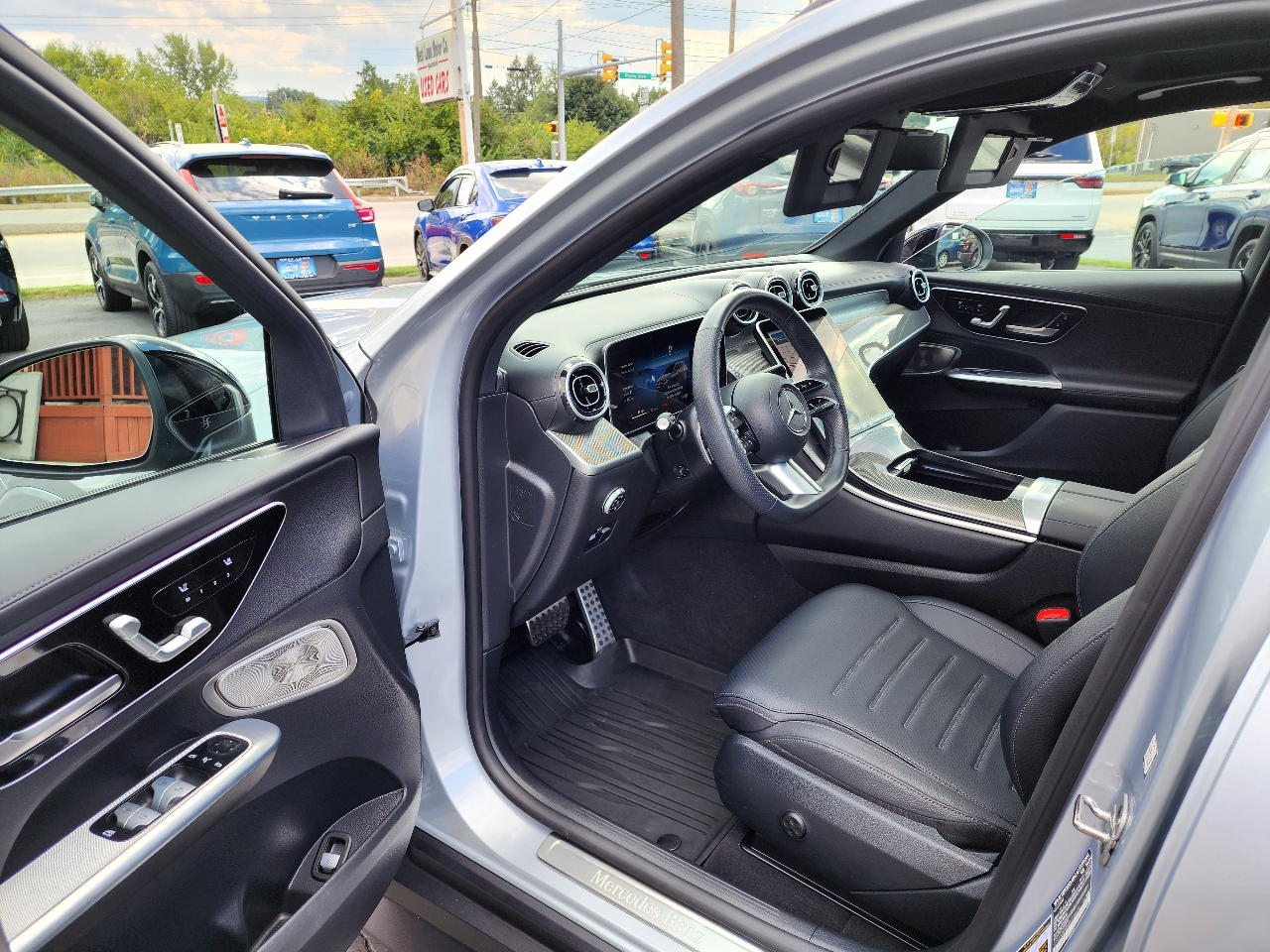 Mercedes-Benz GLC-Class  2024 Mercedes-Benz GLC-Class  2024