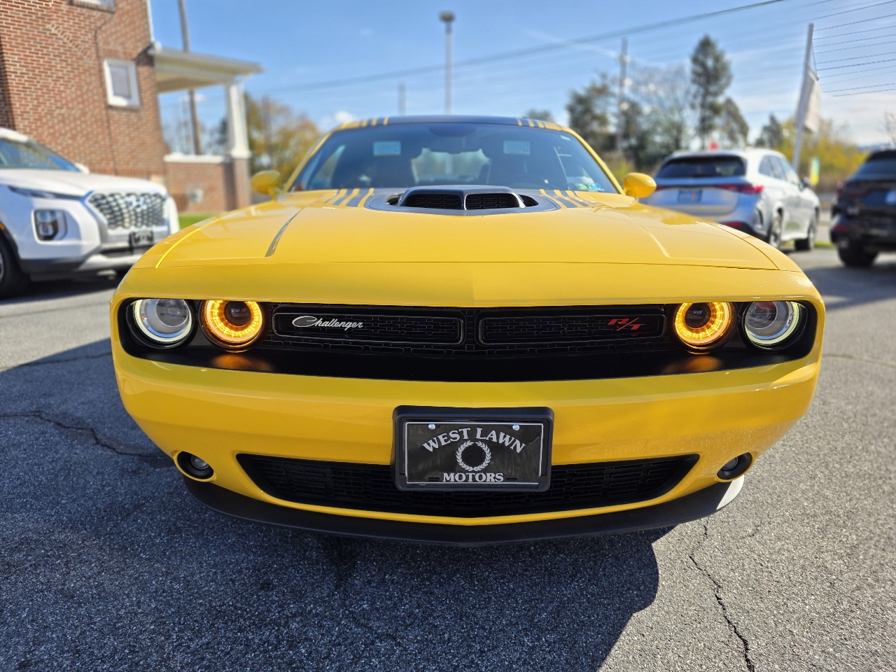 2017 Dodge Challenger R/T photo 2