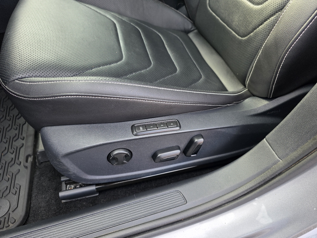 Volkswagen Jetta  2022