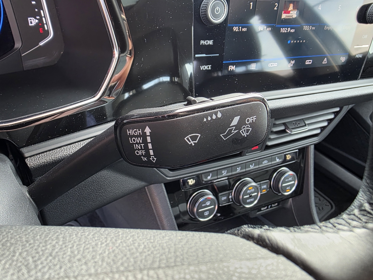 Volkswagen Jetta  2022