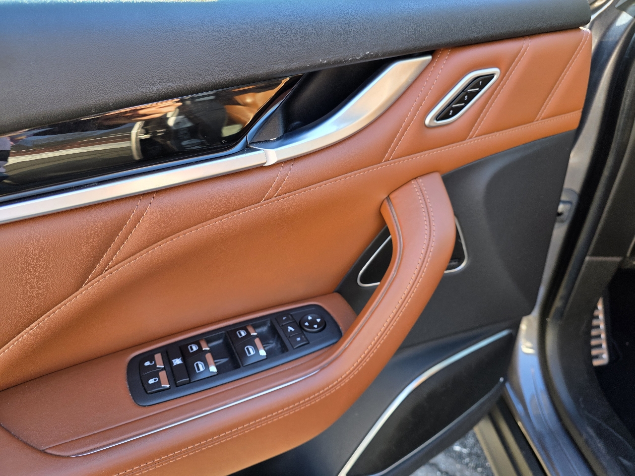 Maserati Levante  2022