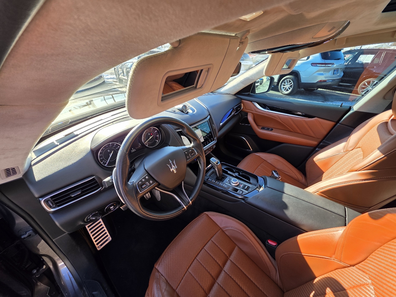 Maserati Levante  2022