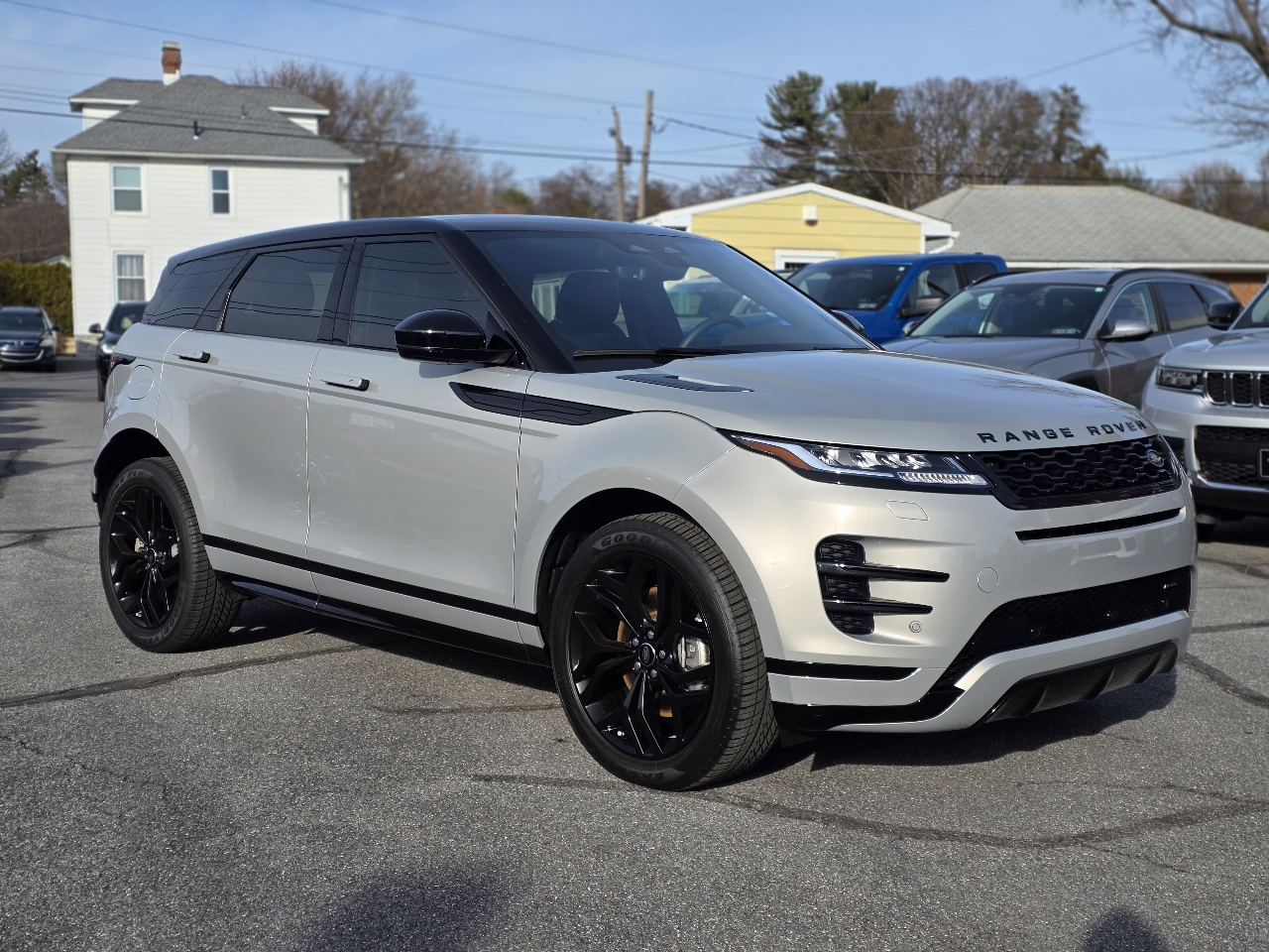 2023 Land Rover Range Rover Evoque S's photo