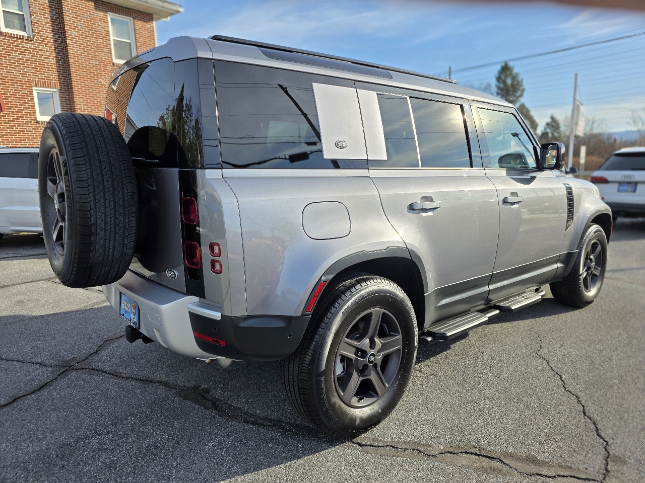 Land Rover Defender  2022