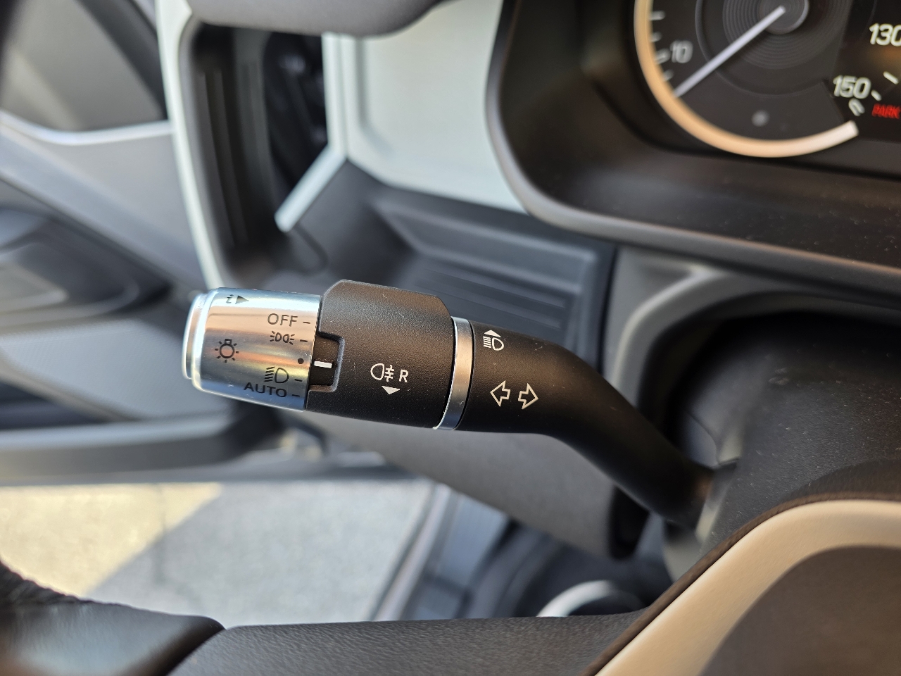 Land Rover Defender  2022