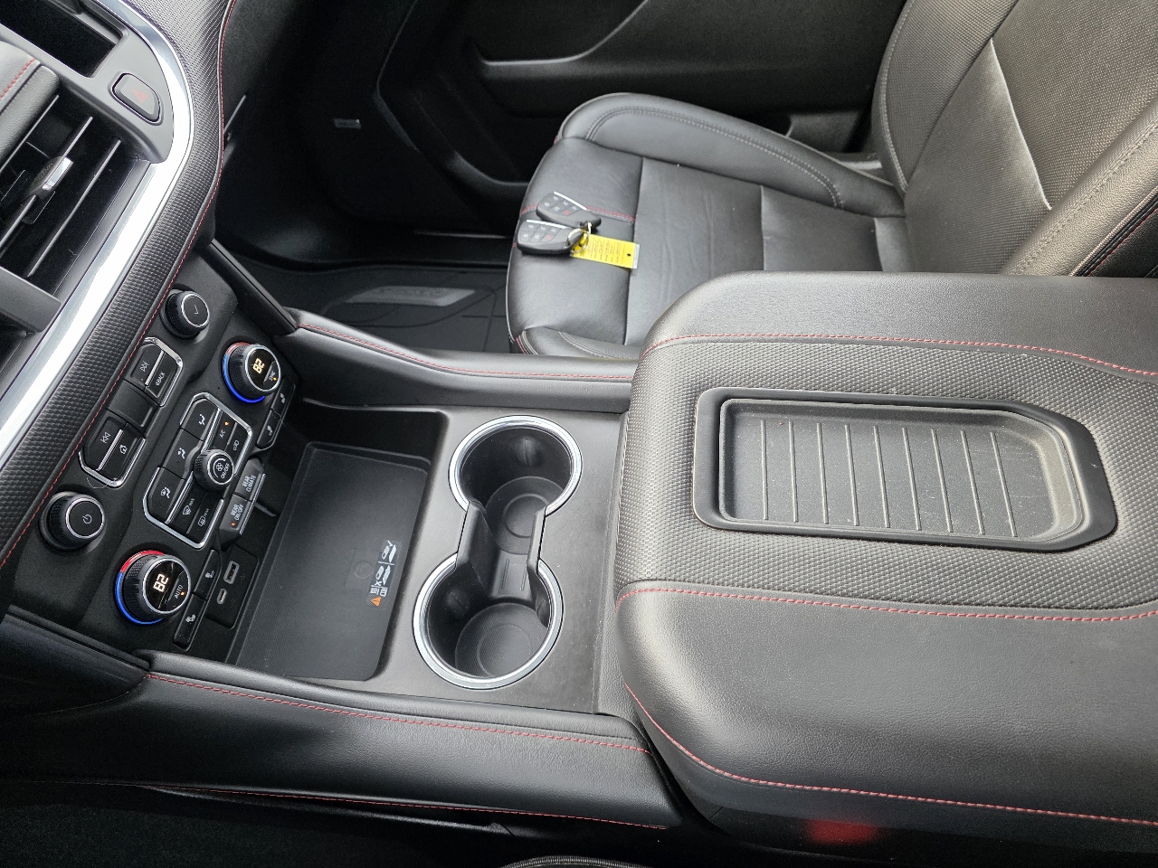 Chevrolet Suburban  2022