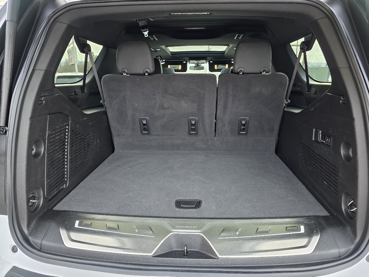 Chevrolet Suburban  2022