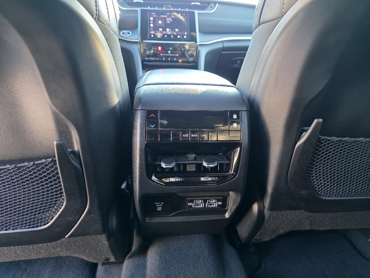 Jeep Grand Cherokee L  2023