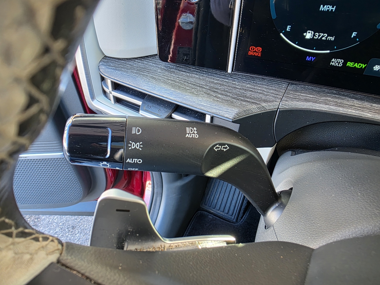 Hyundai Santa Fe Hybrid  2024