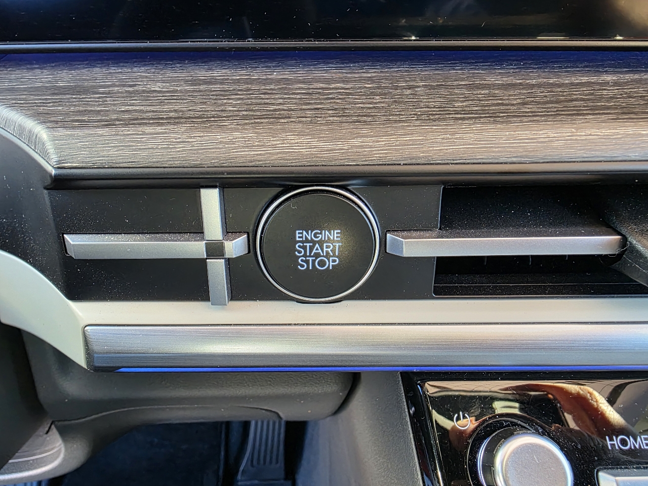 Hyundai Santa Fe Hybrid  2024