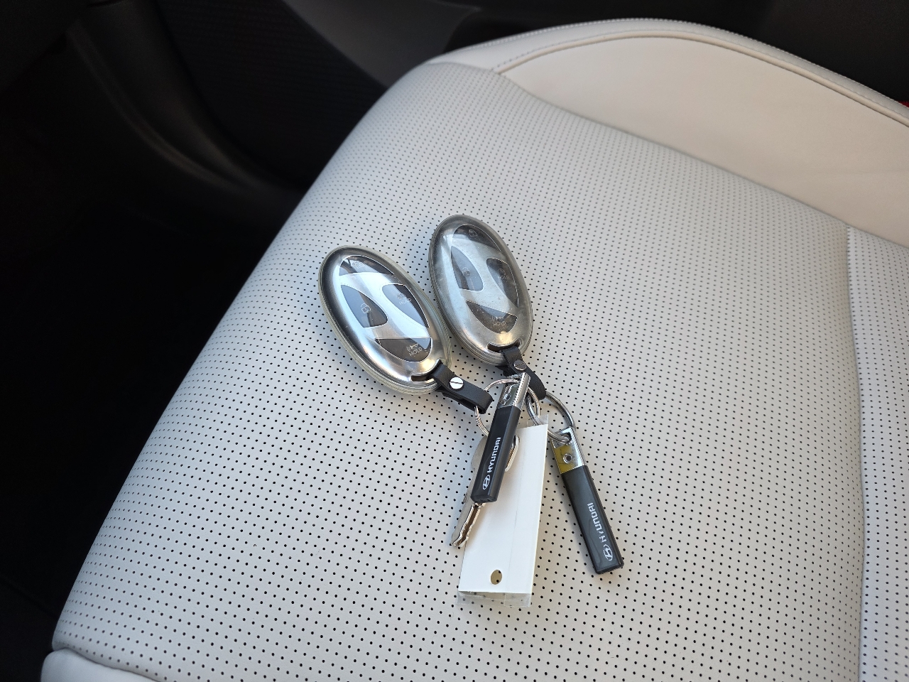 Hyundai Santa Fe Hybrid  2024