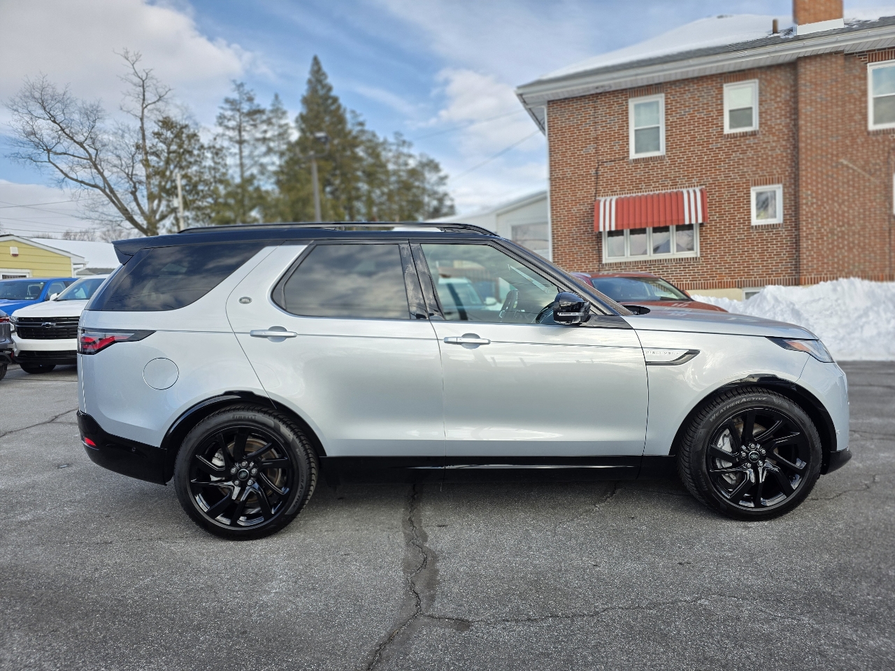 Land Rover Discovery  2024