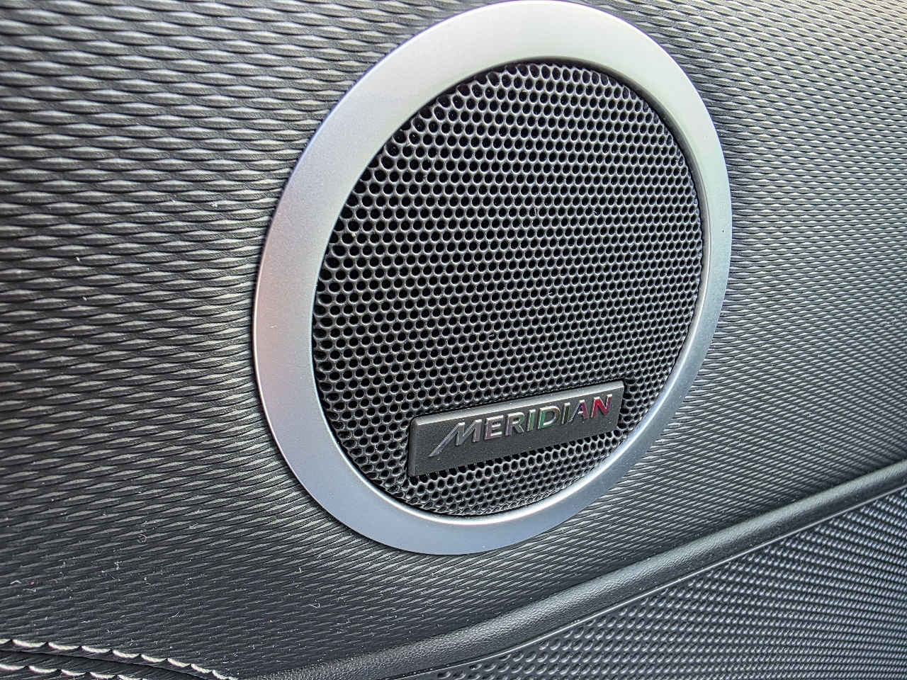 Land Rover Discovery  2024