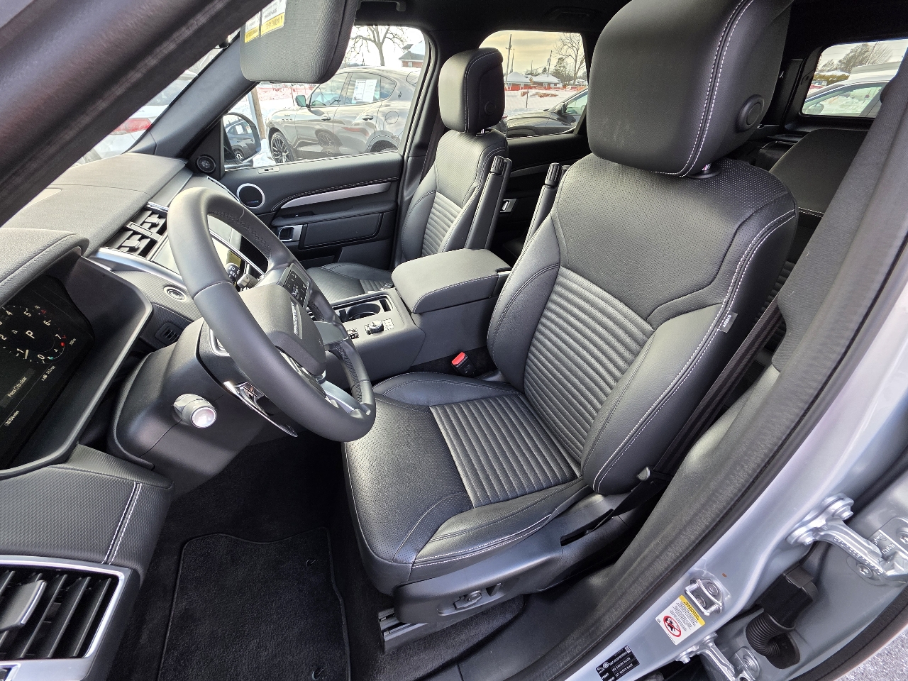 Land Rover Discovery  2024