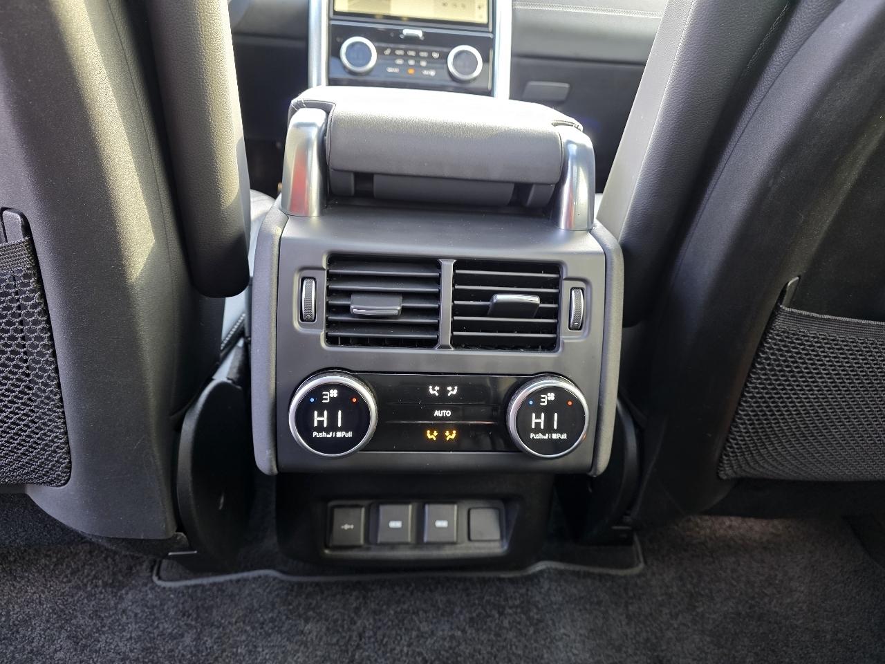 Land Rover Discovery  2024