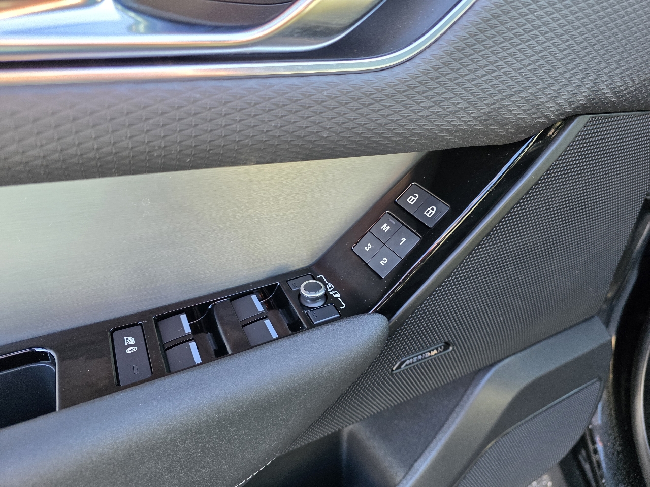 Land Rover Range Rover Velar  2023