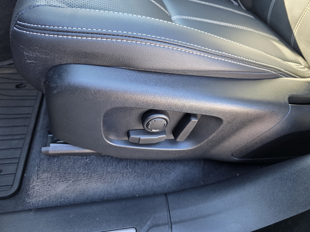 Land Rover Range Rover Velar  2023