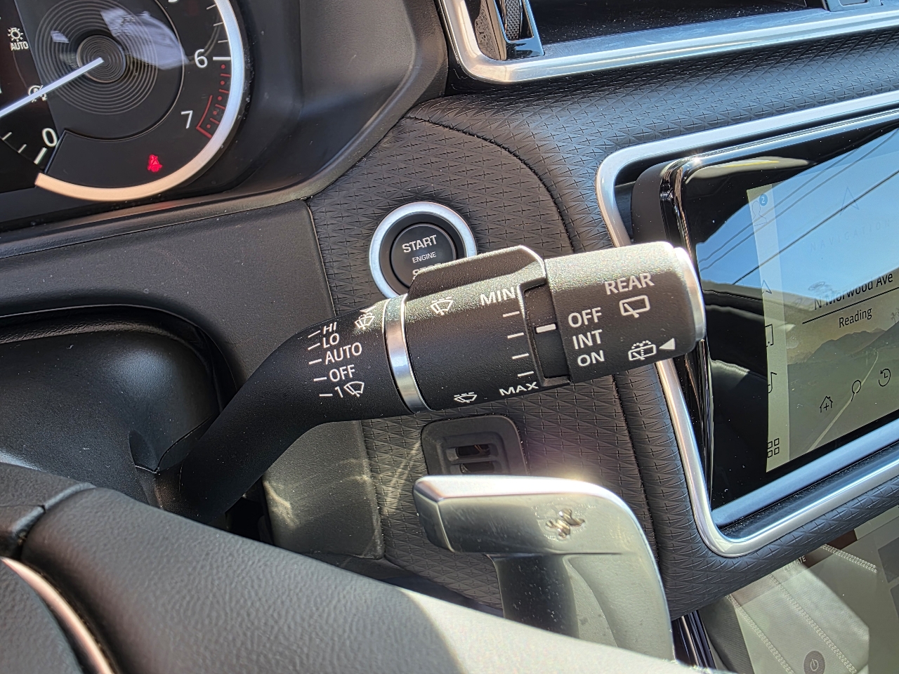 Land Rover Range Rover Velar  2023