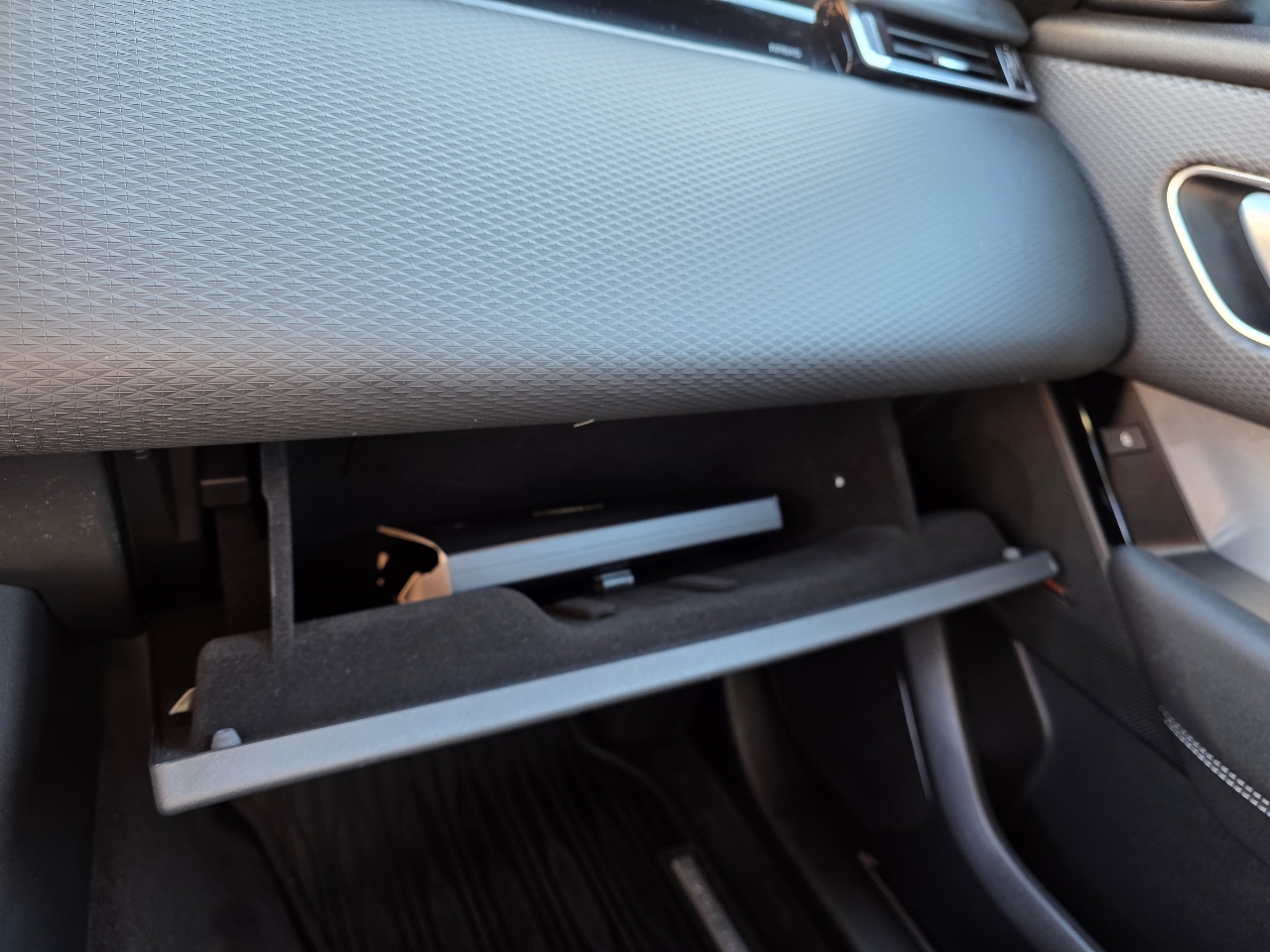 Land Rover Range Rover Velar  2023