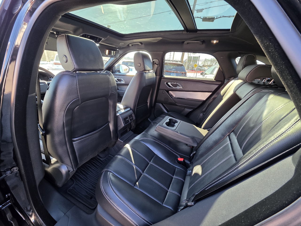 Land Rover Range Rover Velar  2023