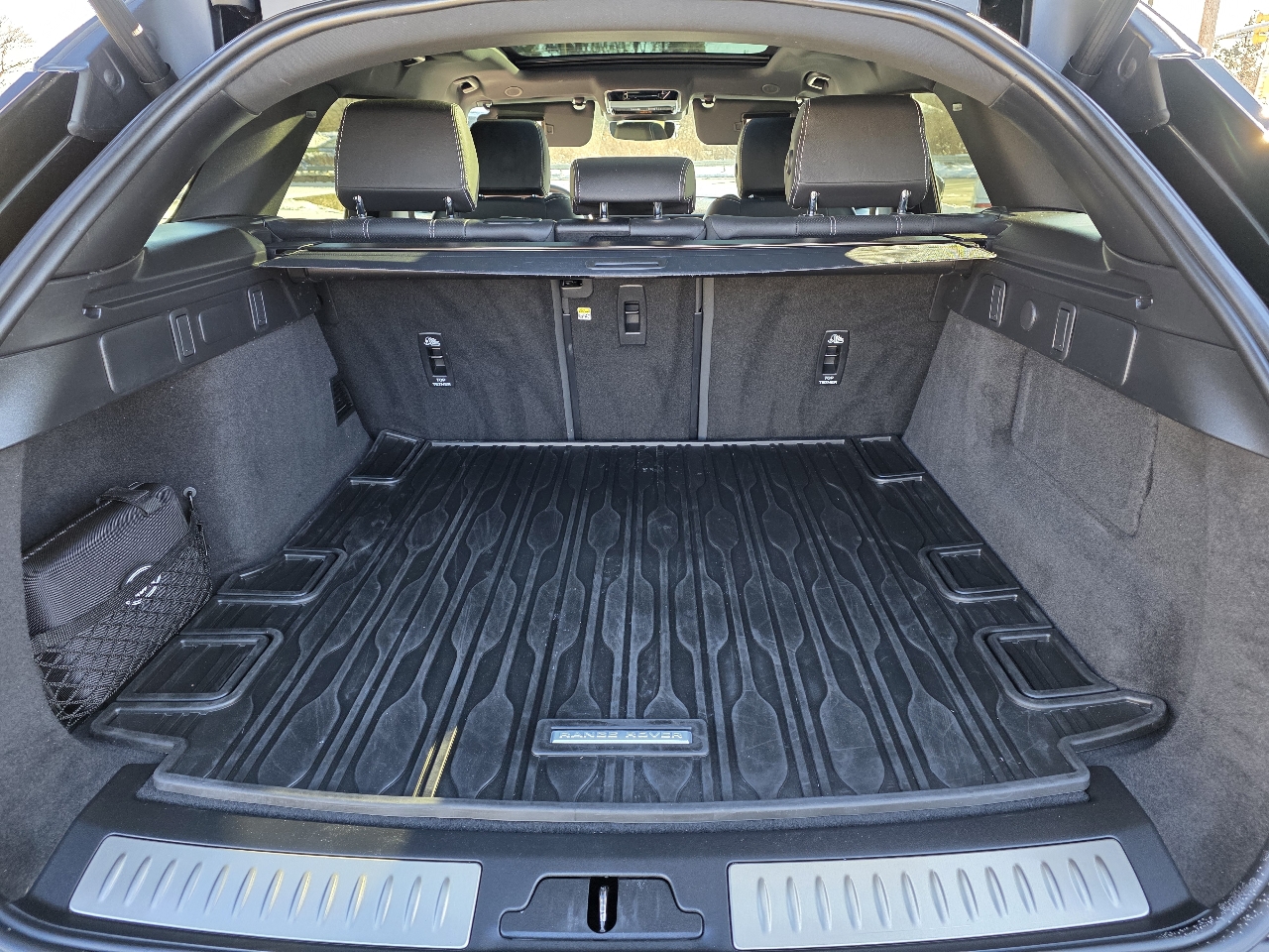 Land Rover Range Rover Velar  2023