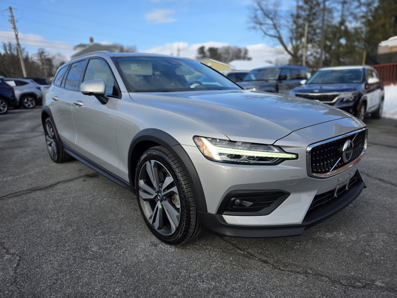 2023 Volvo V60 Cross Country B5 Plus AWD