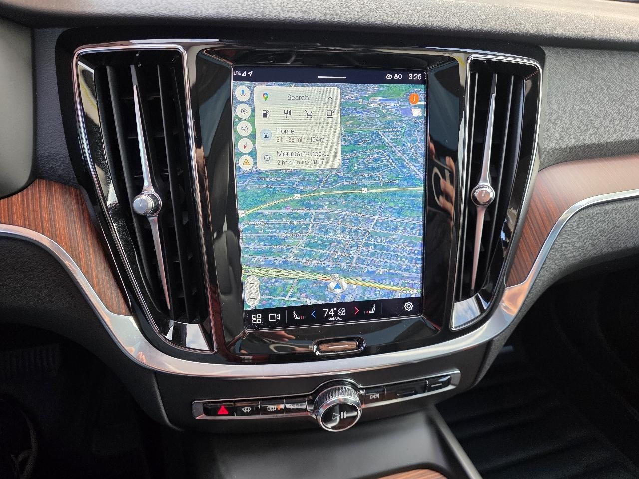 Volvo V60 Cross Country  2023