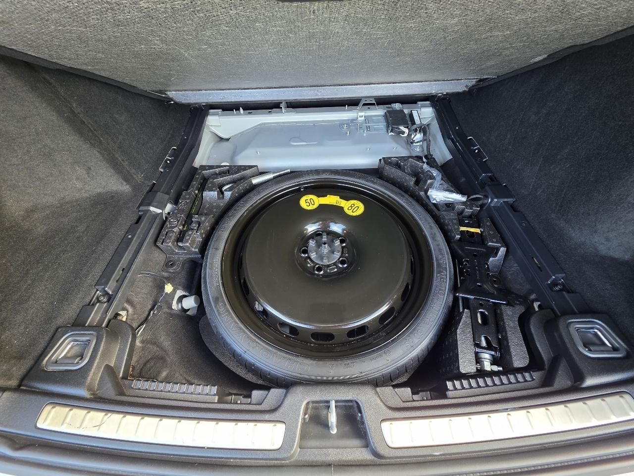 Volvo V60 Cross Country  2023